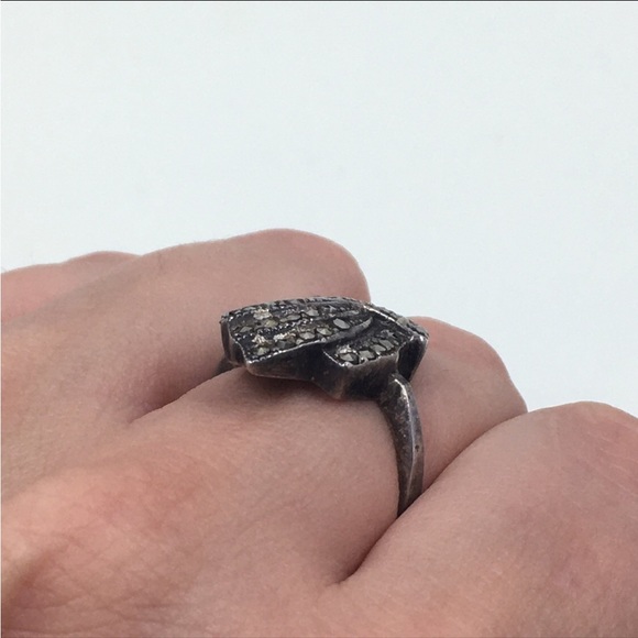 Sterling & Marcasite Ring - Picture 3 of 6